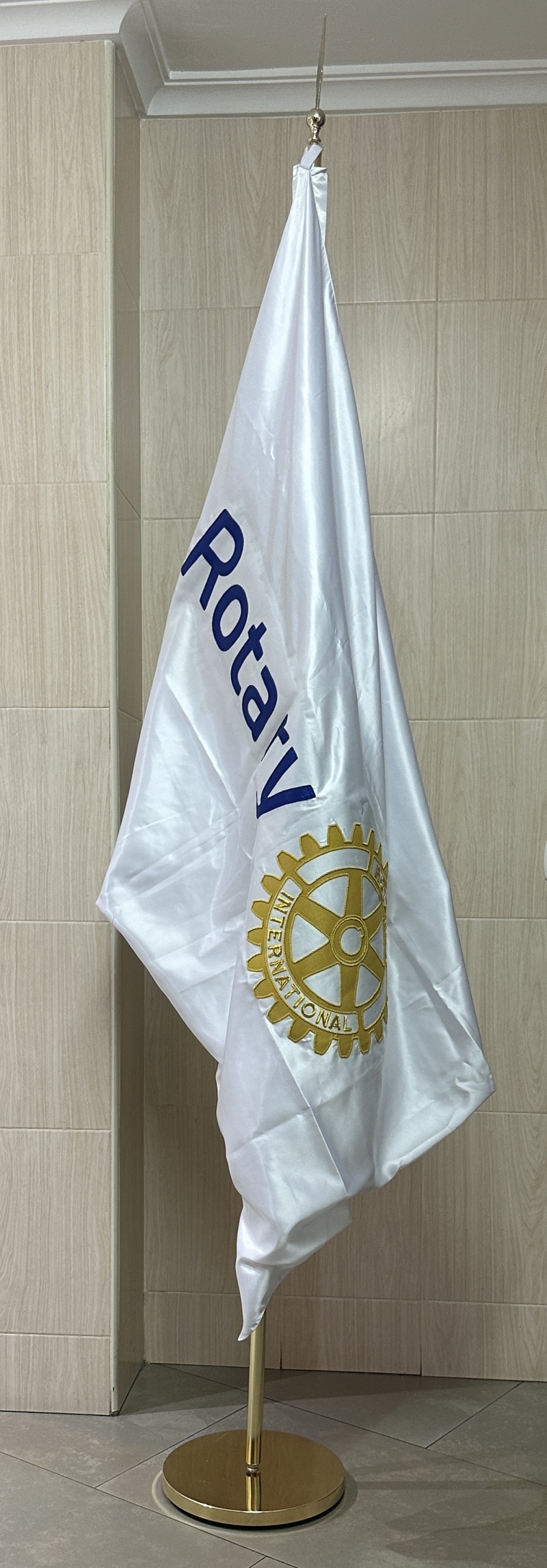 Producto Bandera Escudo Rotary bordada a mano