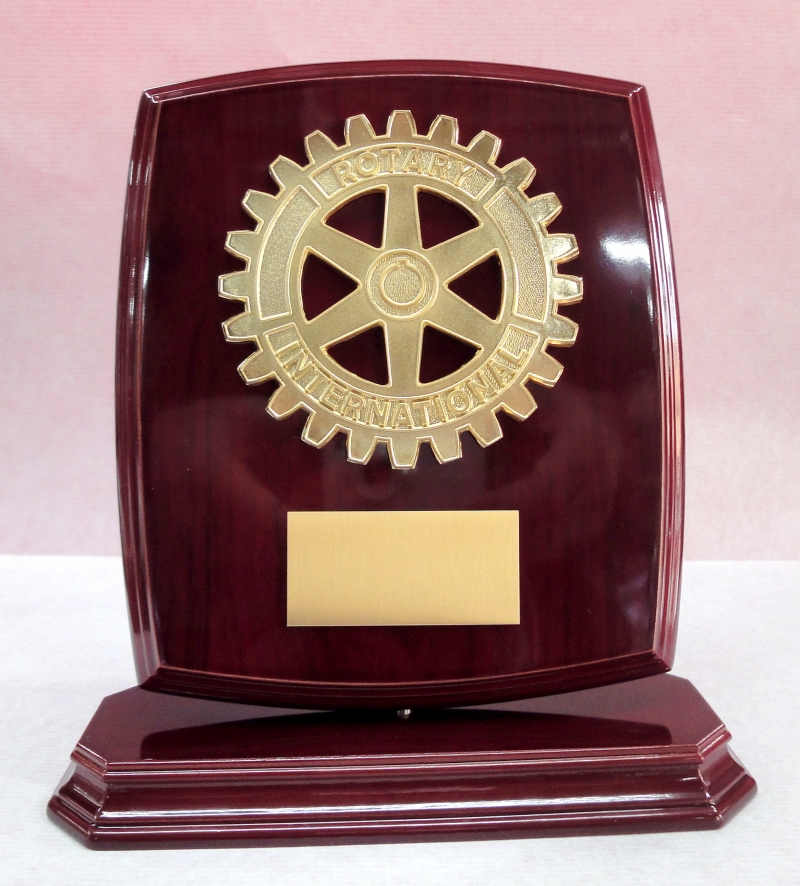 Producto Madera con base y escudo Rotary bronce